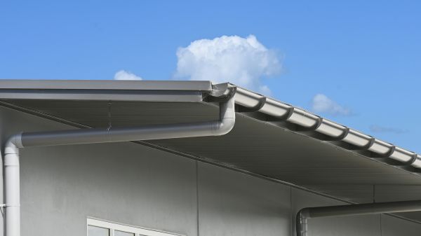 Eavestrough Service in York