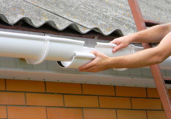 Gutter Hanging in York